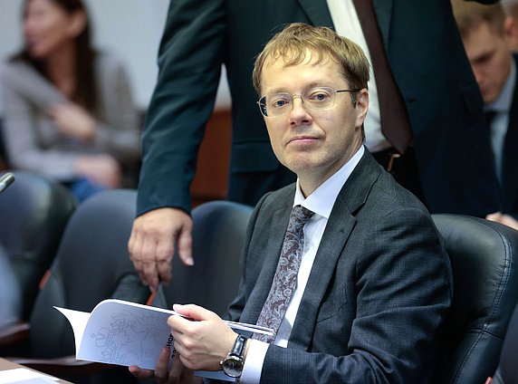Член Комитета по бюджету и налогам Лев Ковпак