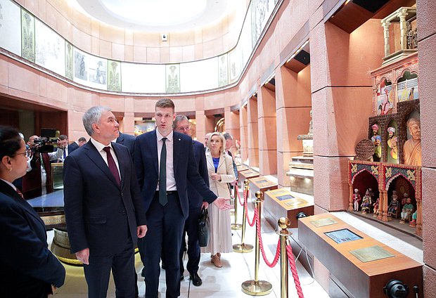 Chairman of the State Duma Vyacheslav Volodin visiting the Parliament Museum of India