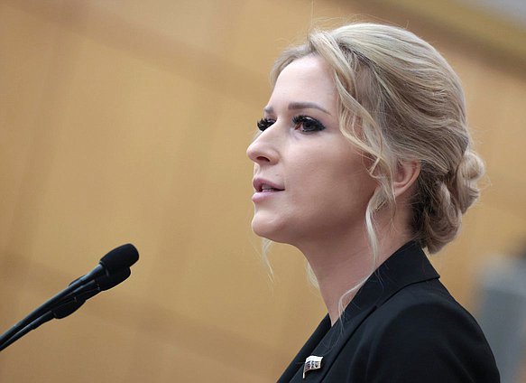 Председатель Комитета по развитию гражданского общества, вопросам общественных и религиозных объединений Яна Лантратова