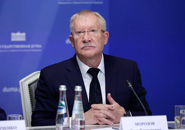 Председатель Комитета по контролю Олег Морозов