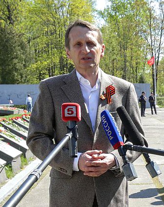 Рабочая поездка Председателя Государственной Думы 
Федерального Собрания Российской Федерации С.Е.Нарышкина 
в Северо-Западный федеральный округ. 
Подход к прессе.