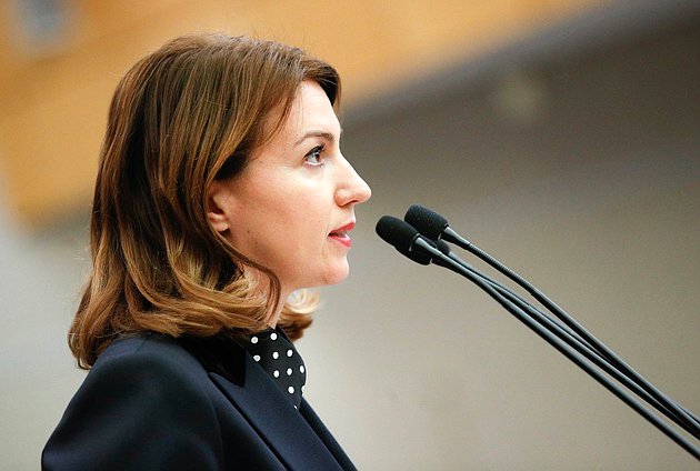 Первый заместитель Председателя Комитета по государственному строительству и законодательству Ирина Панькина