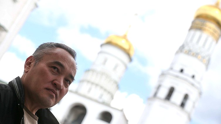 Участники Международного форума «Развитие парламентаризма» посетили Московский Кремль