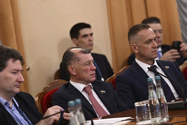 Председатель Комитета по экономической политике Максим Топилин. Сессия "Денежно-кредитная политика"