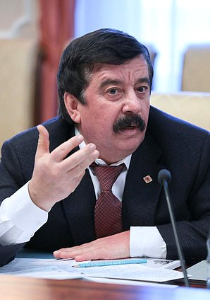  Председатель Государственной Думы  С.Е.Нарышкин провёл
 заседание Президиума Совета Российского исторического общества.

