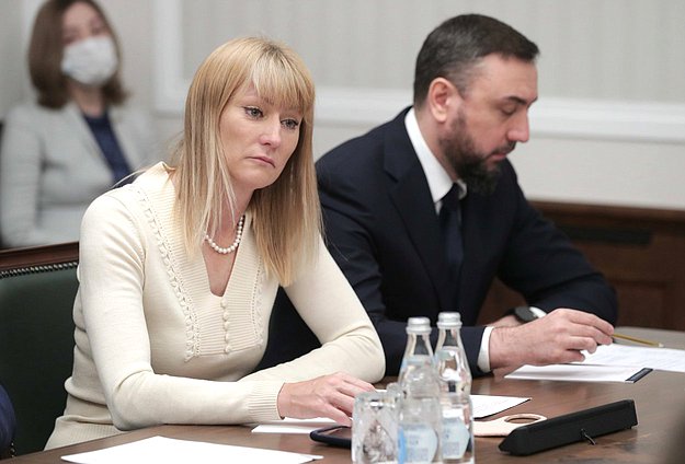 First Deputy Chairwoman of the Committee on International Affairs Svetlana Zhurova