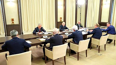 Встреча Президента РФ Владимира Путина с руководителями политических фракций Государственной Думы