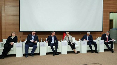 Круглый стол Комитета по охране здоровья на тему «Борьба с ожирением как одна из задач системы здравоохранения»