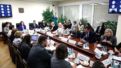 Заседание рабочей группы Экспертного совета по защите прав семей с детьми с ограниченными возможностями здоровья и с детьми-инвалидами