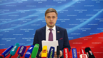 Пресс-подход представителя фракции "Новые люди"