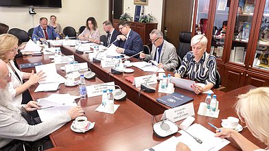 Заседание Комитета по просвещению