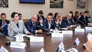 Расширенное заседание Комитета по экологии, природным ресурсам и охране окружающей среды