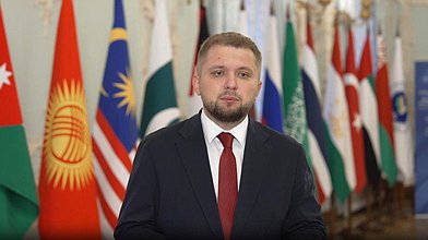 Пресс-подход заместителя Председателя Государственной Думы Бориса Чернышова