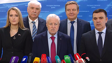 Пресс-подход представителей фракции "Справедливая Россия - За правду"