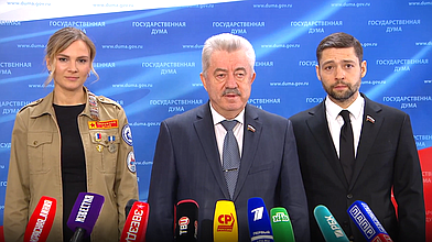 Пресс-подход представителей фракции «Единая Россия»