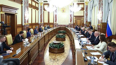 Встреча Председателя Правительства РФ Михаила Мишустина с членами фракции "Новые люди"