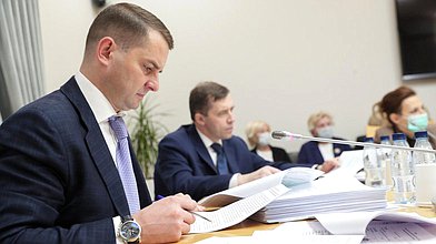 Заседание Комитета по труду, социальной политике и делам ветеранов