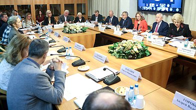 Заседание рабочей группы по совершенствованию законодательства РФ в части обеспечения детей качественным и безопасным питанием