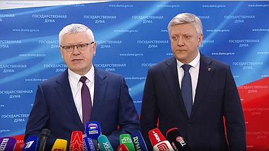 Пресс-подход представителей фракции "Единая Россия"