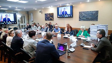 Заседание экспертного совета Комитета по экологии, природным ресурсам и охране окружающей среды на тему «Применение прямоточных систем технического водоснабжения при проектировании и строительстве объектов энергетики»