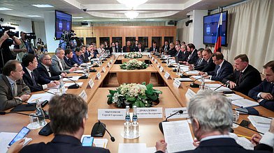 Расширенное заседание Комитета по информационной политике, информационным технологиям и связи