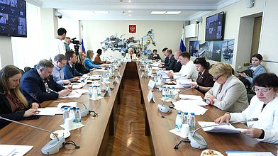 Заседание рабочей группы по совершенствованию законодательства, направленного на защиту граждан от нападения бездомных животных