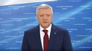 Пресс-подход первого заместителя руководителя фракции "Единая Россия" Дмитрия Вяткина