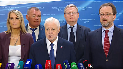 Пресс-подход представителей фракции "Справедливая Россия - За правду"