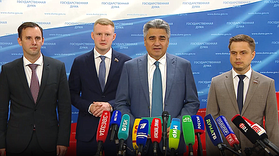 Пресс-подход представителей фракции "Новые люди"