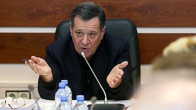 Заседания Комитета по бюджету и налогам