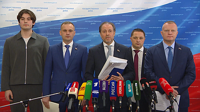 Пресс-подход представителей фракции ЛДПР