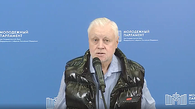 Пресс-подход руководителя фракции «Справедливая Россия — за правду» Сергея Миронова
