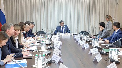 Заседание Комитета по экологии, природным ресурсам и охране окружающей среды