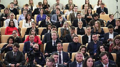 Парламентские слушания Комитета по молодежной политике на тему «Стратегия реализации молодежной политики в РФ на период до 2030 года и национальный проект «Молодежь и дети»