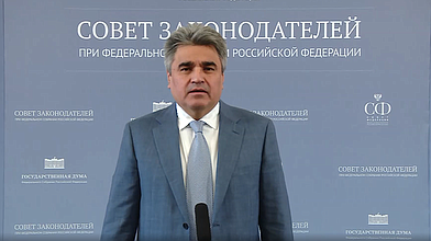 Пресс-подход руководителя фракции «Новые люди» Алексея Нечаева