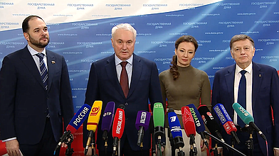 Пресс-подход представителей фракции «Единая Россия»