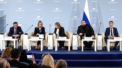 Круглый стол Комитета по охране здоровья на тему "О мерах защиты здоровья граждан в рамках реализации Концепции сокращения потребления алкоголя в РФ"