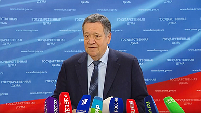 Пресс-подход Председателя Комитета по бюджету и налогам Андрея Макарова