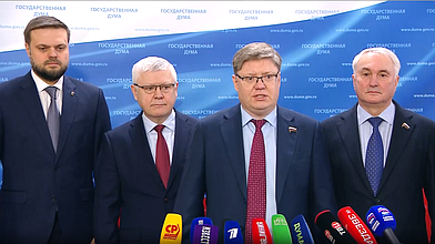 Пресс-подход представителей фракции "Единая Россия"