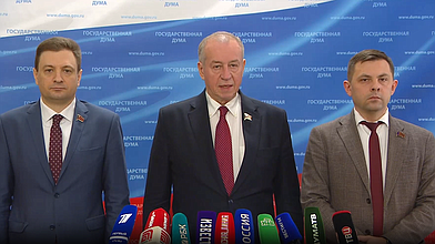 Пресс-подход представителей фракции КПРФ