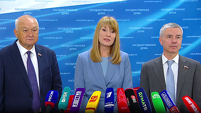 Пресс-подход представителей фракции «Единая Россия»