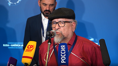 Пресс-подход председателя общественной организации «Объединение за право человека на информацию» Нестора Пиконе