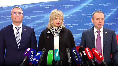 Пресс-подход представителей фракции «Единая Россия»