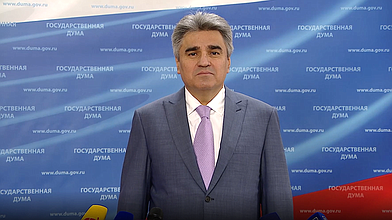 Пресс-подход руководителя фракции «Новые люди» Алексея Нечаева