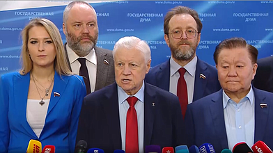 Пресс-подход представителей фракции "Справедливая Россия - За правду"