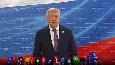 Пресс-подход представителей фракции "Единая Россия"