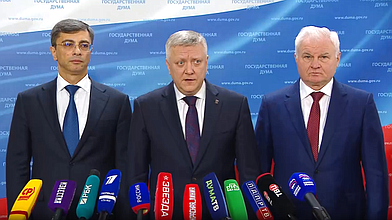 Пресс-подход представителей фракции "Единая Россия"