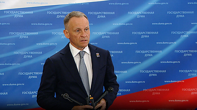 Пресс-подход представителей фракции "Единая Россия"