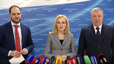 Пресс-подход представителей фракции «Единая Россия»
