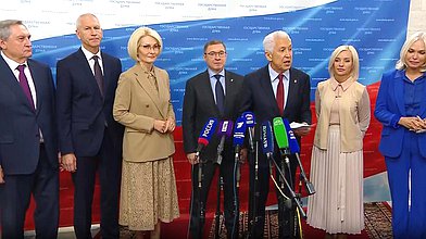 Пресс-подход по итогам собрания фракции «Единая Россия»